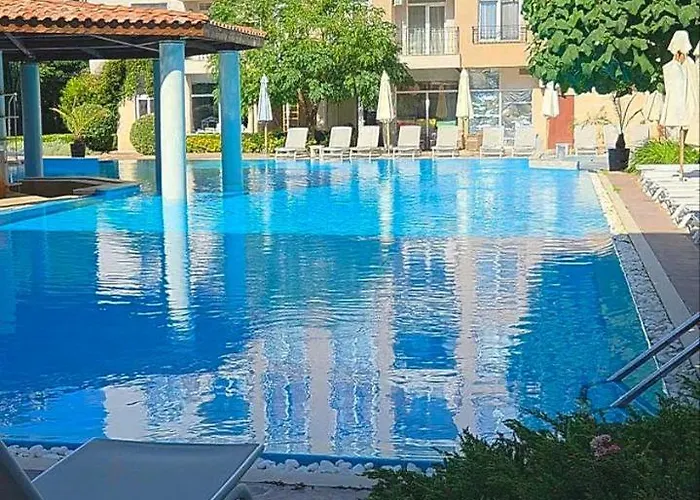 Dekart Διαμέρισμα *