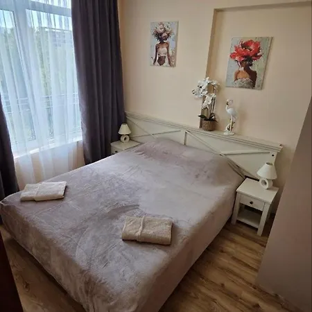 Dekart Apartment *